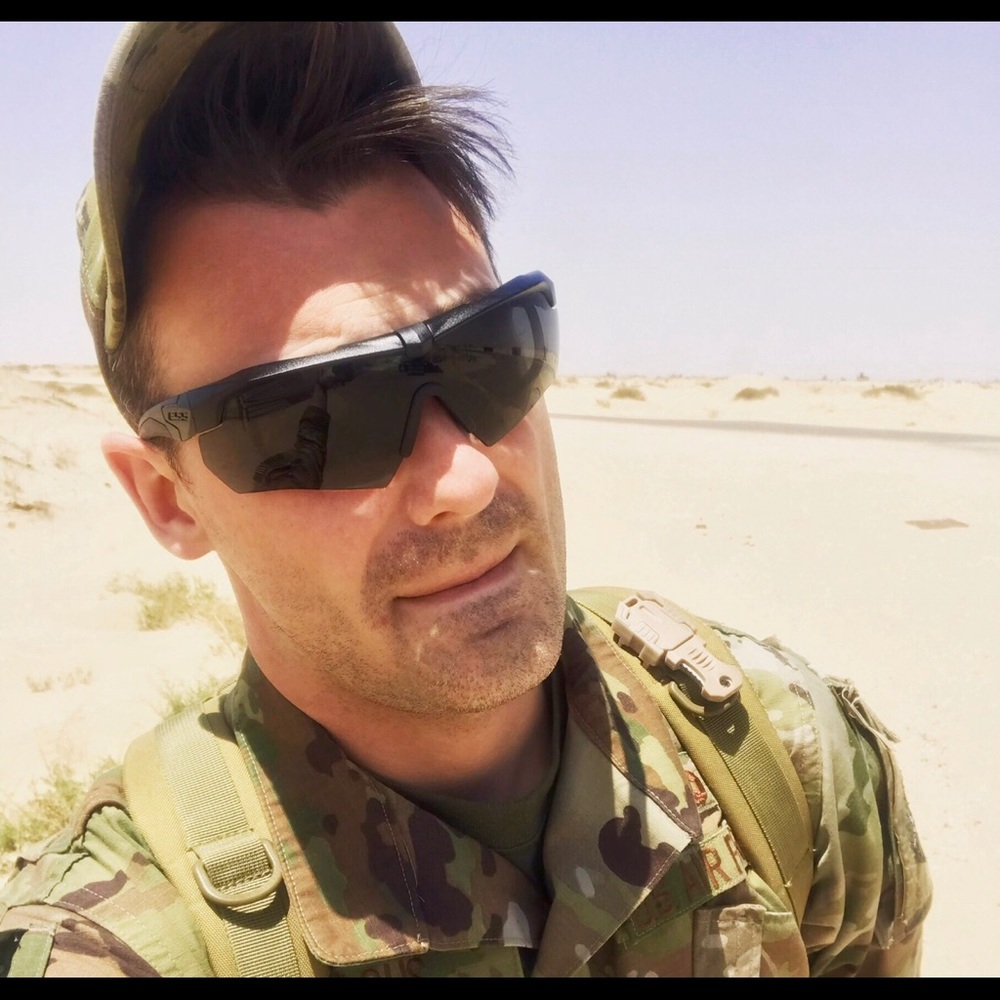 Meet your Posher, Jeffrey